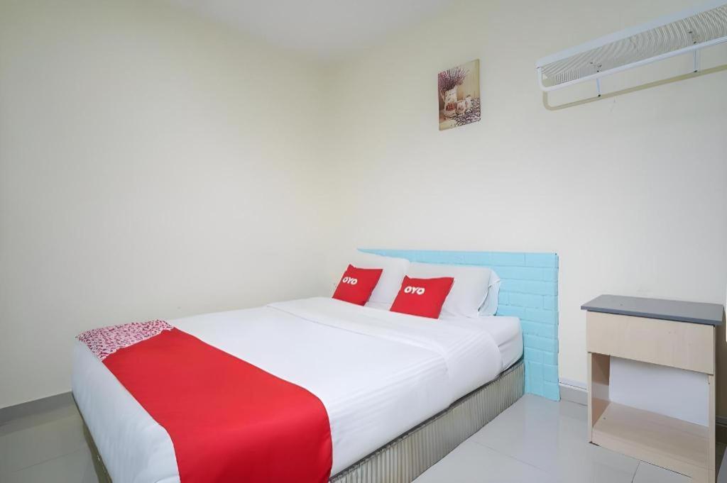 Oyo 89717 Budget Star Hotel Kuala Lumpur Extérieur photo